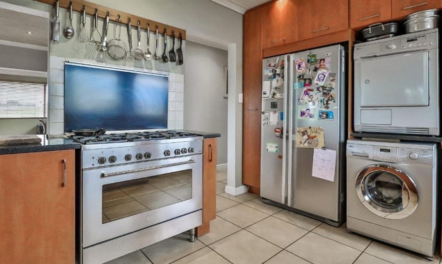 3 Bedroom Property for Sale in New Horizons Western Cape